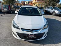 Usata Opel Astra 110 CV (80 kW) 2014 Bianco Station wagon