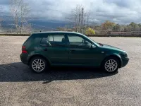 Usata VW Golf IV 90 CV (66 kW) 2003 Verde Berlina