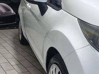 Usata Ford Fiesta Titanium 100 CV (73 kW) 2013 Bianco Utilitaria