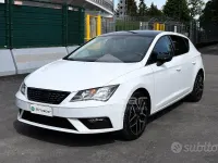 Käytetty Seat Leon XCELLENCE 131 HP (96 kW) 2019 Valkoinen Viistoperä