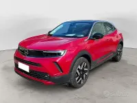 Usata Opel Mokka Elegance 101 CV (74 kW) 2023 Rosso SUV