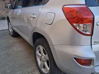 Usata Toyota RAV4 Sol 136 CV (100 kW) 2006 Grigio SUV