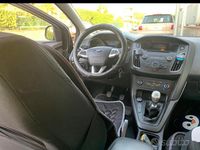 Usata Ford Focus 120 CV (88 kW) 2015 Grigio Berlina