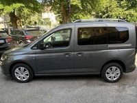 Begagnad VW Caddy Style 122 HK (89 kW) 2024 Grå Minibuss