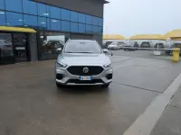 Usata MG ZS Luxury 106 CV (77 kW) 2024 Argento SUV