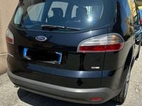 Usata Ford S-MAX Titanium 140 CV (102 kW) 2008 Nero Monovolume