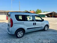 Usata Fiat Doblò 105 CV (77 kW) 2017 Grigio Monovolume