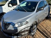 Usata Lancia Ypsilon S 95 CV (69 kW) 2014 Argento Utilitaria
