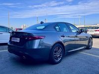 Usata Alfa Romeo Giulia Business 180 CV (132 kW) 2016 Grigio Berlina