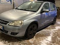 Usata Opel Corsa 70 CV (51 kW) 2004 Utilitaria