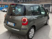 Usata Renault Modus Dynamique 75 CV (55 kW) 2005 Verde Monovolume