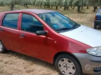 Usata Fiat Punto 60 CV (44 kW) 2004 Rosso Utilitaria