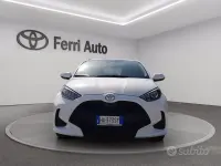 Usata Toyota Yaris Active 116 CV (85 kW) 2025 Bianco Utilitaria