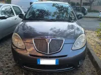 Usata Lancia Ypsilon 69 CV (50 kW) 2011 Grigio Utilitaria