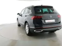 Usata VW Tiguan Elegance 150 CV (110 kW) 2021 Grigio urano SUV