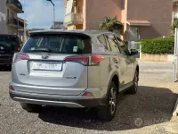Usado Toyota RAV4 Active 143 CV (105 kW) 2017 Gris SUV