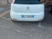 Usata Fiat Punto 77 CV (56 kW) 2012 Bianco Utilitaria
