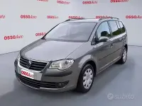 Usata VW Touran 105 CV (77 kW) 2008 Grigio Monovolume