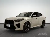 Nuova BMW X2 M Sport 150 CV (110 kW) 2026 Alpin white pastello SUV