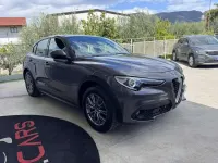 Usata Alfa Romeo Stelvio Sprint 190 CV (139 kW) 2021 Grigio SUV
