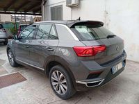Usata VW T-Roc Style 110 CV (80 kW) 2021 Grigio SUV