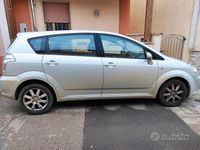 Usata Toyota Corolla 136 CV (100 kW) 2007 Grigio Monovolume