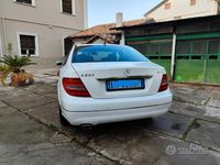 Usata Mercedes C220 Elegance 172 CV (126 kW) 2013 Bianco Berlina