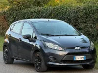 Usata Ford Fiesta 92 CV (67 kW) 2011 Nero Berlina