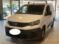 Käytetty Peugeot Partner 102 HP (75 kW) 2020 Valkoinen Tila-auto