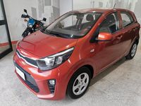 Usado Kia Picanto Urban 67 CV (49 kW) 2023 Naranja Utilitario