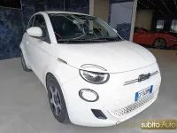 Usata Fiat 500e Passion 42 kW (58 CV) 2021 Bianco Berlina