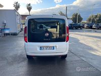 Usata Fiat Doblò Active 89 CV (65 kW) 2014 Bianco Monovolume