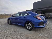 Usata Honda Civic 129 CV (94 kW) 2018 Blu Berlina