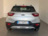 Usata Kia Stonic 101 CV (74 kW) 2020 Argento SUV
