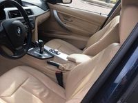 usata BMW 320 Touring Xdrive cambio automatico
