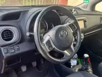 Usata Toyota Yaris 69 CV (50 kW) 2013 Nero Utilitaria