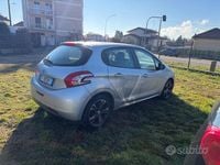 Usata Peugeot 208 Allure 81 CV (59 kW) 2015 Grigio Utilitaria