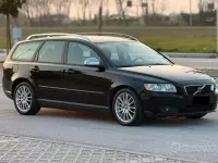 Usata Volvo V50 101 CV (74 kW) 2011 Nero Station wagon