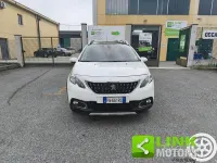 Usata Peugeot 2008 Allure 83 CV (61 kW) 2019 Bianco SUV