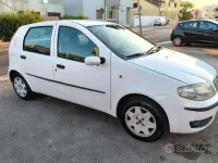 Usata Fiat Punto 60 CV (44 kW) 2004 Bianco Utilitaria