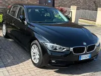 Usata BMW 318 Advantage 150 CV (110 kW) 2018 Nero Berlina
