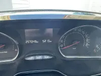 Usata Peugeot 208 68 CV (50 kW) 2015 Utilitaria