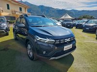 Usata Dacia Sandero Stepway 101 CV (74 kW) 2023 Grigio Berlina