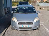 Usata Fiat Grande Punto Dynamic 77 CV (56 kW) 2009 Grigio Utilitaria