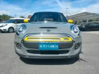 Usata Mini Cooper SE 75 kW (102 CV) 2021 Grigio Utilitaria