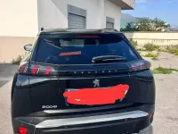 Usata Peugeot 2008 131 CV (96 kW) 2023 SUV