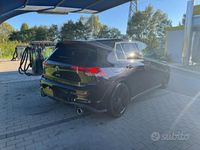 Usata VW Golf VIII GTI 245 CV (180 kW) 2021 Viola Berlina