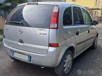 Usata Opel Meriva 101 CV (74 kW) 2005 Grigio Monovolume