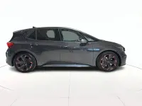 Usata Cupra Born 69 kW (95 CV) 2022 Grigio pastello Utilitaria