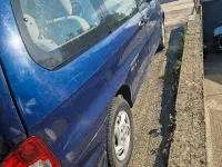 Usata Kia Carnival 126 CV (92 kW) 2000 Bluazzurro Monovolume
